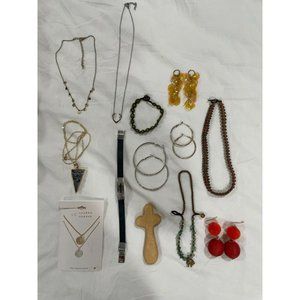 EXCITING Jewelry Lot w/ Shirt (Central - Size Small) & Accessories